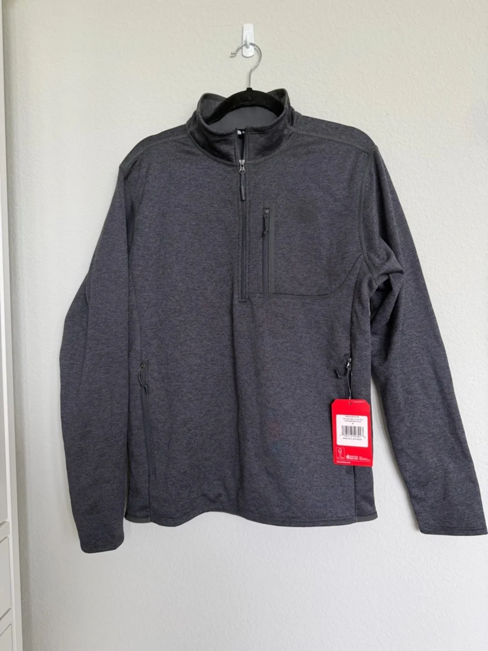 NWT North Face TNF Skyline 1/2 Zip Dark Heather Grey